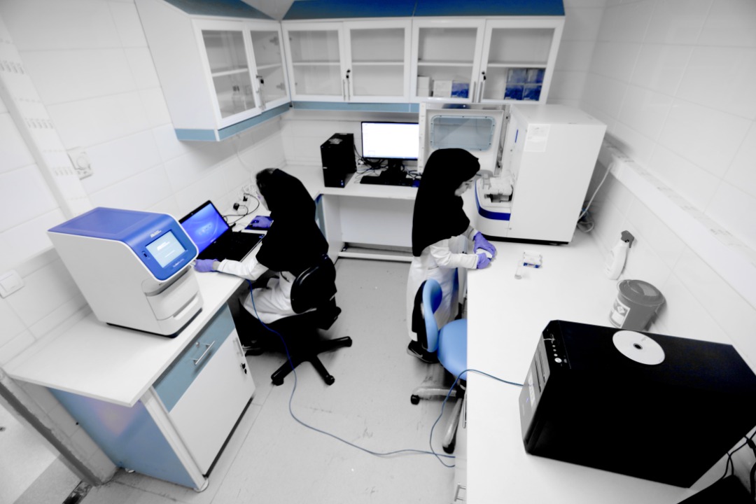 دستگاه تعیین توالی Sequencer