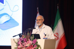 مراسم روز کارمند در انستیتو قلب و عروق شهید رجایی