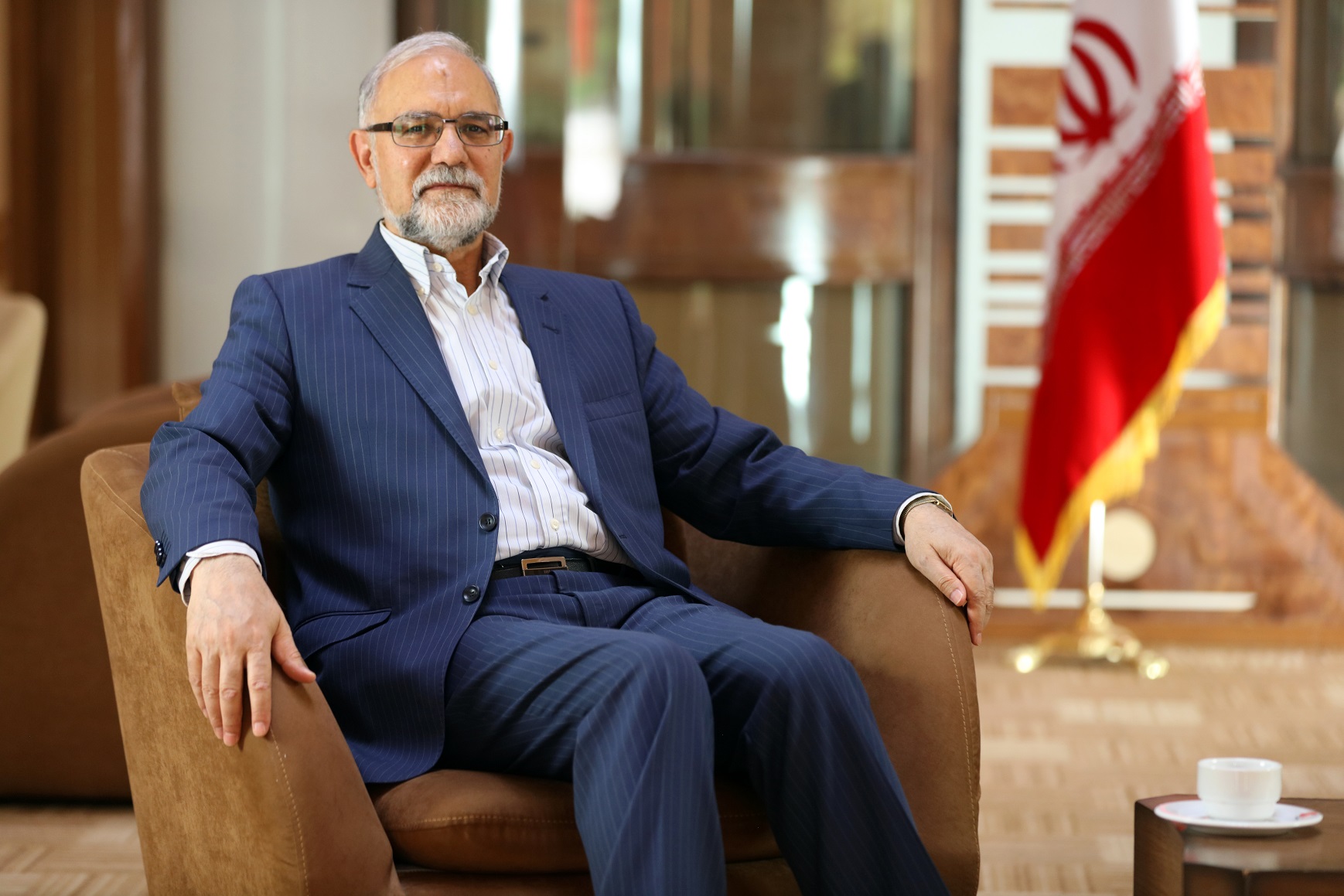 تصویر دکتر فریدون نوحی